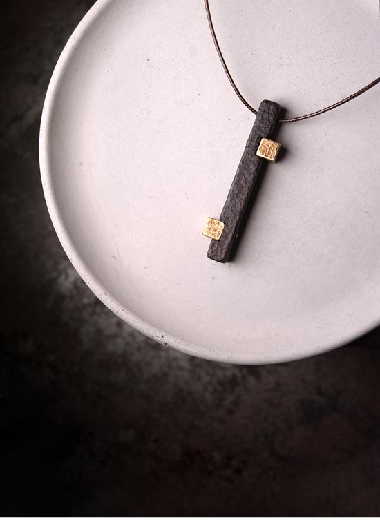 Simple Wood Pendant Necklace