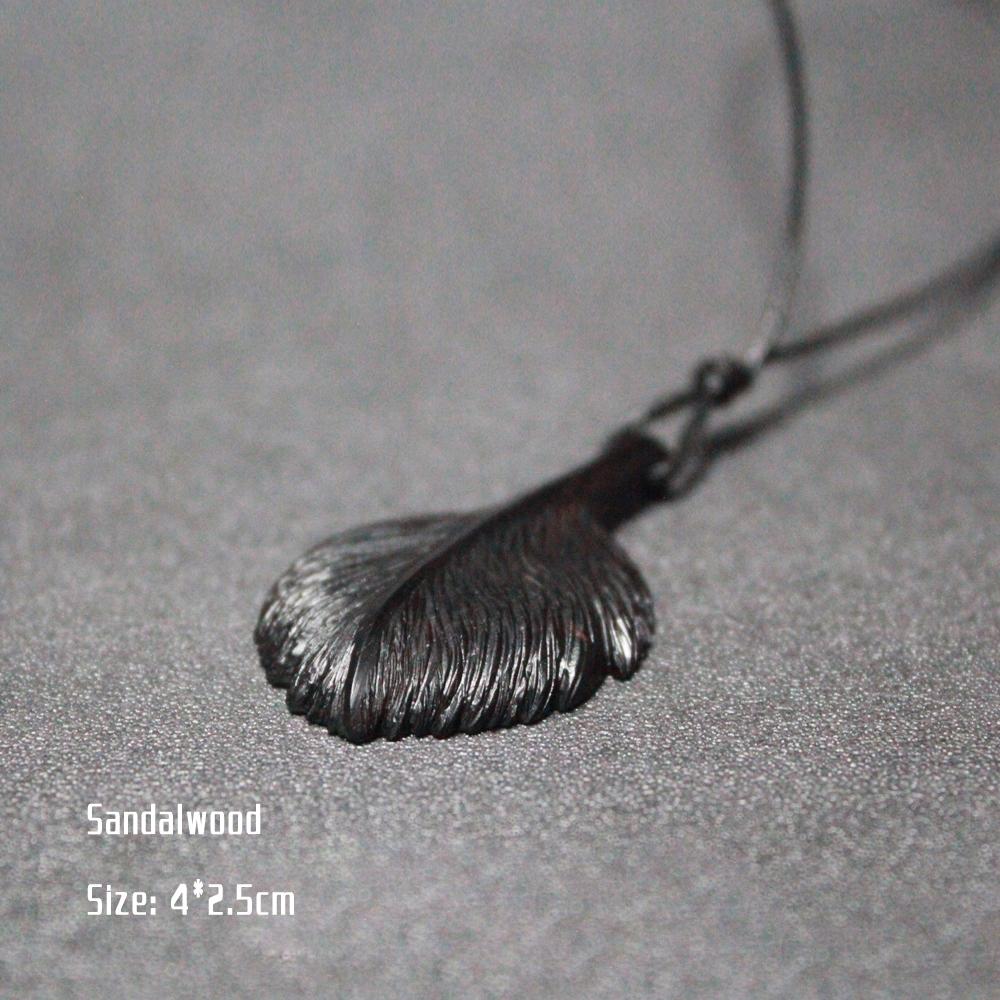 Black sandal wood leaf pendant necklace