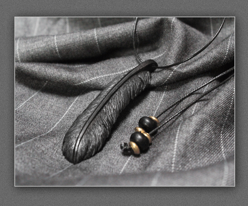 Sandal wood fashion feather pendant